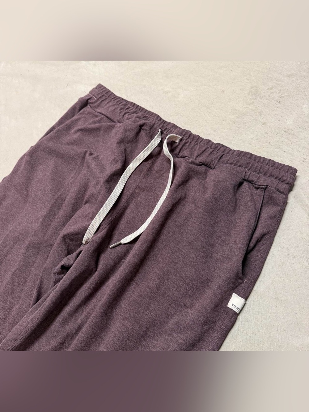 Vuori Performance Jogger Heathered Maroon/Plum Medium EUC - Picture 2 of 6
